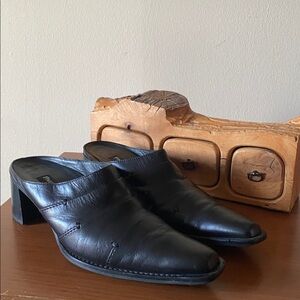 Paul Green Leather Mules